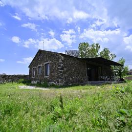 Sevan Tarsus Guesthouse，位于Tsovazard的酒店