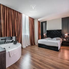 VH Eurostar Tirana Hotel Congress & Tirana Spa，位于地拉那的酒店