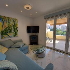 NIDO DEL AMOR deluxe 1a linéa Terraza Indoorpool Wifi Aire Netflix 10 metros a Cala del Pino