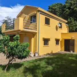Villa Emma Ampefy，位于Ambatoasana Afovoany的酒店