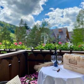 Hotel Nosal Ski & Wine，位于扎科帕内的酒店