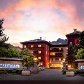 Hotel Cristallo，位于博尔米奥的酒店