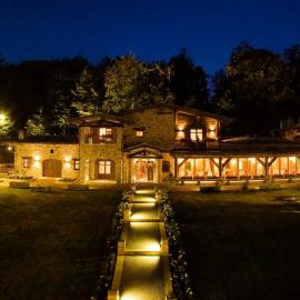 Chalet Euthalia Restaurant & Suites，位于圣贾科莫的酒店