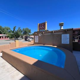 Adobe Inn Durango，位于杜兰戈的酒店