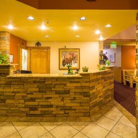 Alpine Inn & Suites Gunnison,位于甘尼森的酒店
