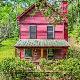 Brook Sound Cabin，位于斯克伦湖的酒店