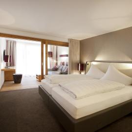 Hotel Walliserstube，位于达米尔斯的酒店