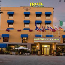 Valdenza Hotel，位于卡慕培吉尼的酒店