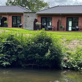 Holiday Rooms Møllebo，位于安斯艾厄的酒店