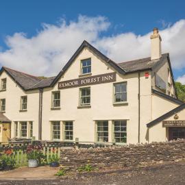The Exmoor Forest Inn，位于Simonsbath的酒店