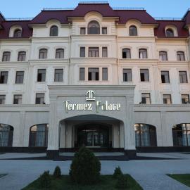 Reikartz Termez Palace，位于泰尔梅兹的酒店