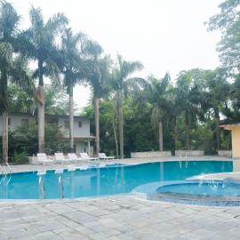 Chitwan Paradise Hotel，位于索拉哈的酒店