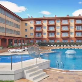 RVApartaments Estartit Confort，位于埃斯塔蒂特的酒店