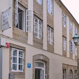 Hotel Praza Quintana,位于圣地亚哥-德孔波斯特拉的酒店