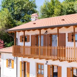 Tenuta Della Casa Wine & Rooms - La Pausa del Collio，位于科尔蒙斯的酒店