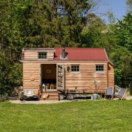 Grimmwald Tiny House，位于Calden的酒店