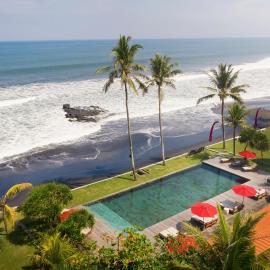 Amarta Beach Retreat by Nakula，位于塔巴南的酒店