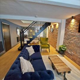 Boutique cottage set in historic town of Clitheroe，位于克利夫罗的酒店