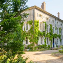 Logis HOTEL DU PARC，位于蓬塔穆松的酒店