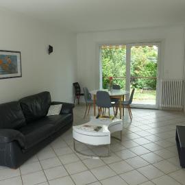 Maison avec jardin au centre de Nancy avec borne de recharge voiture électrique，位于南希的酒店