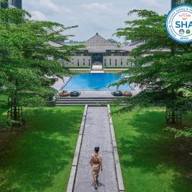 Serenity Hotel and Spa Kabinburi，位于卡宾布里的酒店