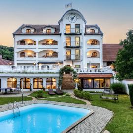 Genussgasthof & Hotel beim Krutzler，位于Heiligenbrunn的酒店
