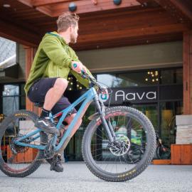 Aava Whistler Hotel，位于惠斯勒的酒店