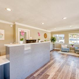 Vagabond Inn San Luis Obispo,位于圣路易斯-奥比斯保的酒店