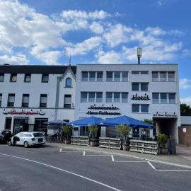 Hotel Haus Fassbender，位于普尔海姆的酒店