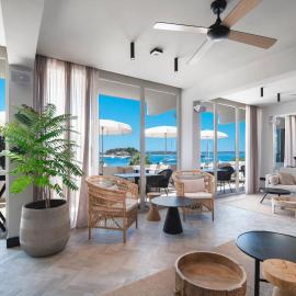 Beach Bay Hvar Hotel,位于赫瓦尔的酒店