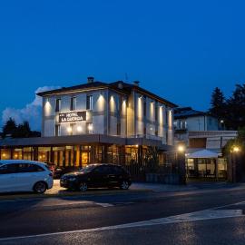 Hotel La Quercia，位于莫佐的酒店