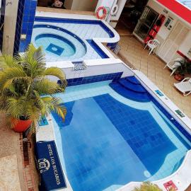 Comodas Habitaciones Hotel Bucaros，位于埃斯皮纳尔的酒店