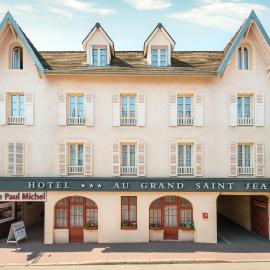 Au Petit Saint Jean Centre Beaune，位于博讷的酒店