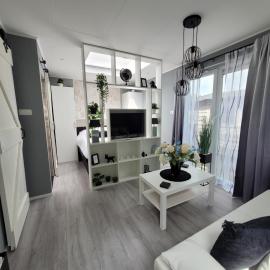 B&B Mooi Betuwe，位于蒂尔的酒店
