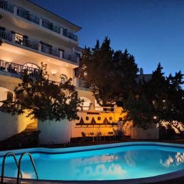 Daidalos Hotel，位于阿梅尼斯蒂斯的酒店