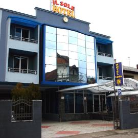 Hotel IL Sole，位于贝拉内的酒店