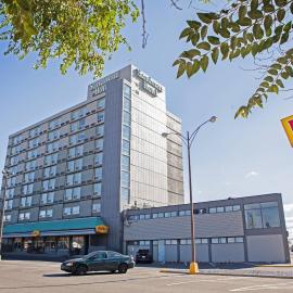 Sandman Hotel Lethbridge，位于莱斯布里奇的酒店