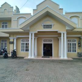 Hotel Pekalongan Syariah Mitra RedDoorz，位于北加浪岸的酒店