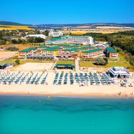 ECO Therma Village - Mini Aquapark, Free parking and Beach，位于克兰内沃的酒店