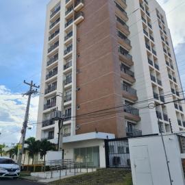 Flat Smart Residence，位于特雷西纳的酒店