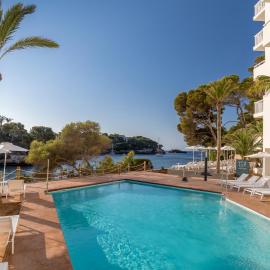 Barceló Ponent Beach，位于卡拉达沃的酒店
