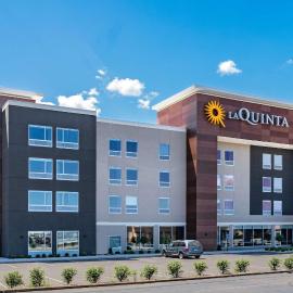LaQuinta Suites by Wyndham South Bend Notre Dame Area，位于南本德的酒店
