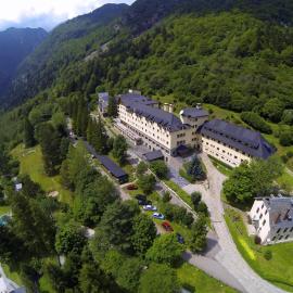 Hotel Manantial，位于卡尔德斯德博伊的酒店