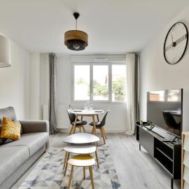 Chic studio near Paris - La Defense，位于贝宗的酒店