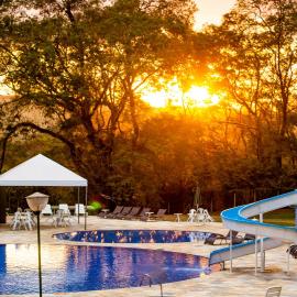 Hotel Nacional Inn Araxá Previdência，位于阿拉沙的酒店
