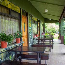 Cabinas las Manzanas Bed y Breakfast，位于Copey的酒店