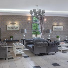 Hotel Europejski，位于尼萨的酒店
