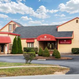 Ramada by Wyndham Groton Mystic,位于格罗顿的酒店
