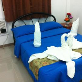 Rullan Apartelle，位于Anda的酒店