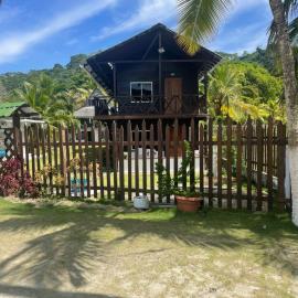 Belcys House Sapzurro，位于扎普祖罗的酒店